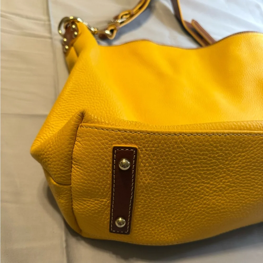 DOONEY & BOURKE EXTRA LARGE PEBBLE LEATHER COURTNEY SAC TOTE BAG